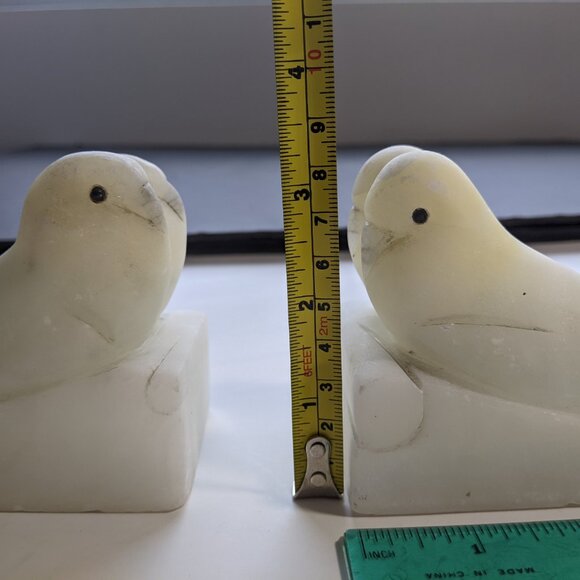 Beautiful Vintage Pair of White Marble Doves Birds Bookends Italy, numbered. - Picture 16 of 16